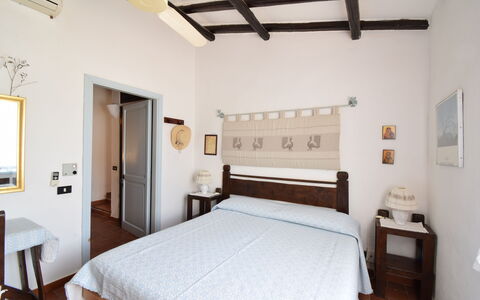 Villetta Oasi Belvedere, Budoni, Wifi, Ac: Meubilair, Interieur Ontwerp, Muur, Slaapkamer, Hout, Bed, Flooring, Verdieping, Plafond, Verlichting