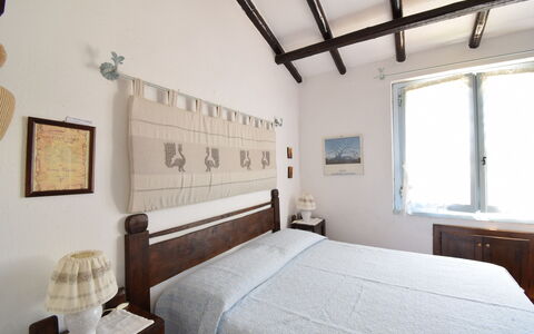 Villetta Oasi Belvedere, Budoni, Wifi, Ac: Meubilair, Muur, Slaapkamer, Hout, Bed, Interieur Ontwerp, Verdieping, Flooring, Huis, Laken