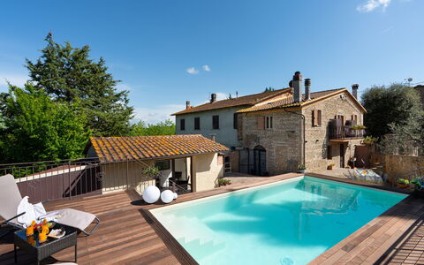 Villa Gori: Zwembad, Samengesteld Materiaal, Toevlucht, Buitenmeubels, Thermae, Landgoed, Eco Hotel, Villa, Bloempot, Stoel