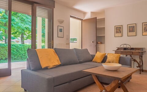 Casa Carla: Meubilair, Interieur Ontwerp, Flooring, Bankstel, Verdieping, Hout, Tafel, Kamer, Woonkamer, Houten Vloer