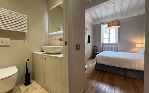 Via Roma 39: Muur, Interieur Ontwerp, Flooring, Verdieping, Plafond, Loodgieterswerkinrichting, Kamer, Appartement, Badkamer, Loodgieter
