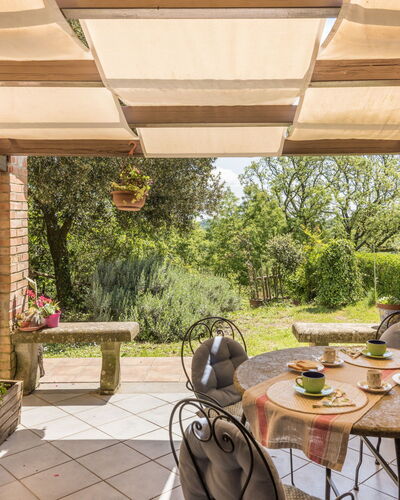 Allumiere: Appartement, Schaduw, Hotel, Zwembad, Balkon