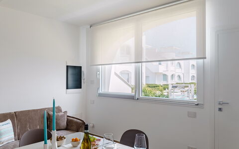 Perla Costa Conero: Interieur Ontwerp, Raambekleding, Meubilair, Appartement, Venster Behandeling, Kamer, Glas, Plafond, Stoel, Woonkamer
