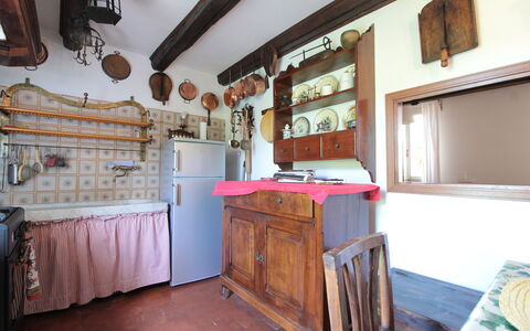 Casa Ballo delle Streghe, Garden, Montebelluna: Meubilair, Hout, Interieur Ontwerp, Keuken, Flooring, Cabinetry, Kast, Kamer, Verdieping, Huis