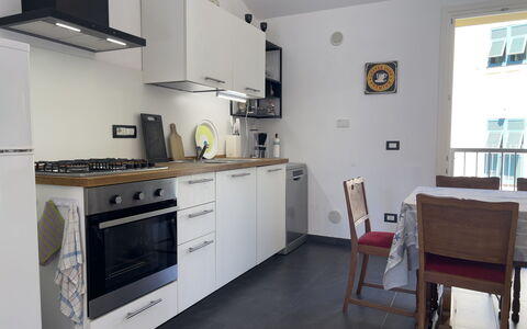 Anne-britt Home: Toestel Van De Keuken, Keuken, Meubilair, Countertop, Major Appliance, Flooring, Interieur Ontwerp, Cabinetry, Hout, Verdieping