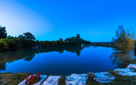 Villa Airone Tegoni, Pool, Radicondoli: Blauw, Water, Watervoorraden, Zwemwater, Natuur, Natuurlijk Landschap, Reflectie, Meer, Waterloop, Bank