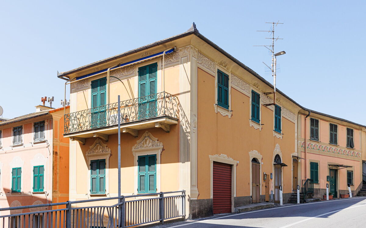 Newly Renovated Ocean View Flat