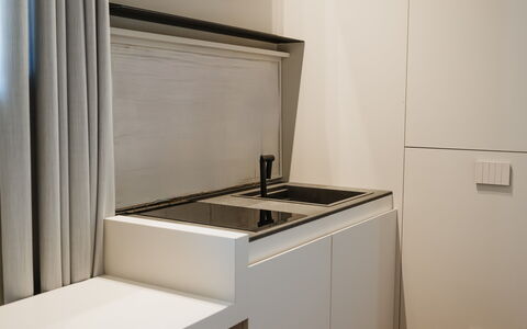 Deb&spa: Interieur Ontwerp, Flooring, Keuken, Kamer, Countertop, Ontwerp, Cabinetry, Toestel Van De Keuken