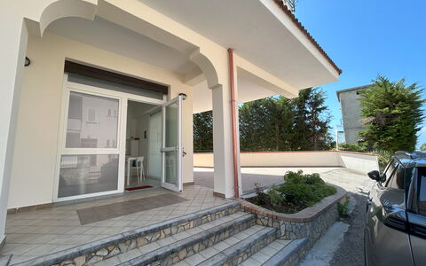 Case Martorelli - Belvedere Marittimo: Verdieping, Balkon, Luxevoertuig, Kolom, Gips, Home Deur, Daylighting, Outdoor Structuur