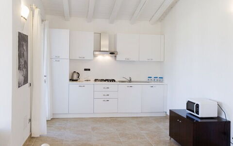 Villa Fico D'india 2: Interieur Ontwerp, Flooring, Meubilair, Verdieping, Plafond, Kamer, Huis, Appartement, Countertop, Cabinetry