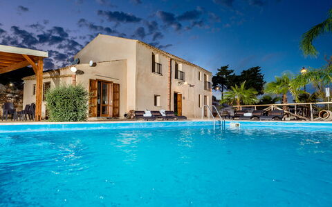 Villa La Musa: Zwembad, Toevlucht, Vrije Tijd, Eco Hotel, Thermae, Buitenmeubels, Recreatie, Landgoed, Hotel, Paraplu