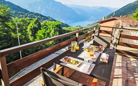Bellavista: Bergachtig Landvormen, Meubilair, Bergketen, Heuvel Station, Balkon, Vallei, Stoel, Eco Hotel, Ridge, Hardwood