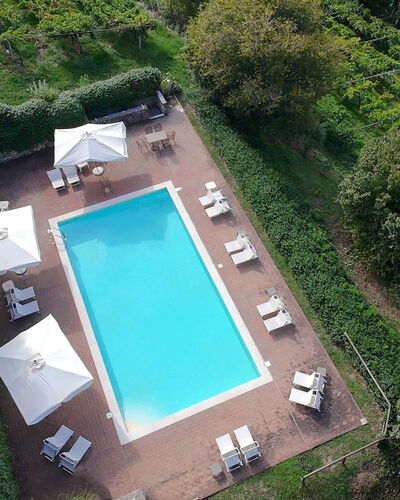 Calicantus, Verona, Pool, Wifi: Zwembad, Toevlucht, Eco Hotel, Buitenmeubels, Tuin, Hotel, Landscaping, Villa, Hacienda, Plantage