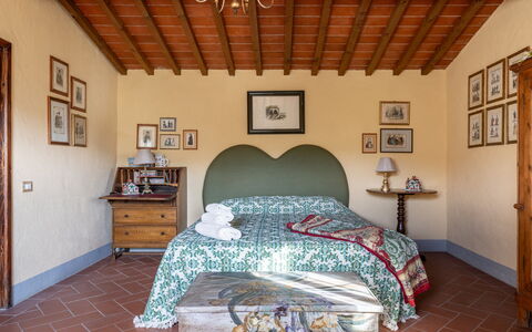 La Casina Honeymoon Cottage, Badia Agnano: Meubilair, Interieur Ontwerp, Huis, Slaapkamer, Bed, Kamer, Fotolijst, Bedding, Comfort, Linens
