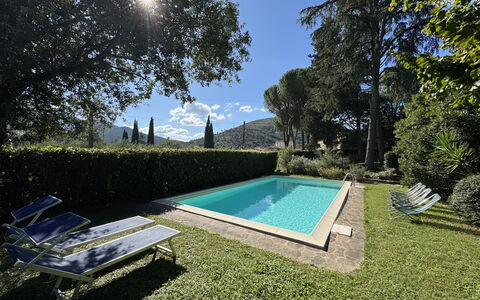 Allo Scoiattolo: Zwembad, Schaduw, Tuin, Toevlucht, Eco Hotel, Landscaping, Backyard, Hacienda, Werf, Haag