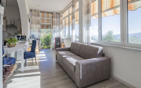 Casa di Bruna Seaview, Albenga: Meubilair, Interieur Ontwerp, Flooring, Hout, Verdieping, Bankstel, Tafel, Stoel, Kamer, Woonkamer