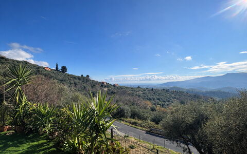 Casa di Bruna Seaview, Albenga: Lucht, Bergachtig Landvormen, Natuur, Vegetation, Heuvel, Horizon, Natuurlijk Landschap, Hoogland, Landschap, Plantengemeenschap