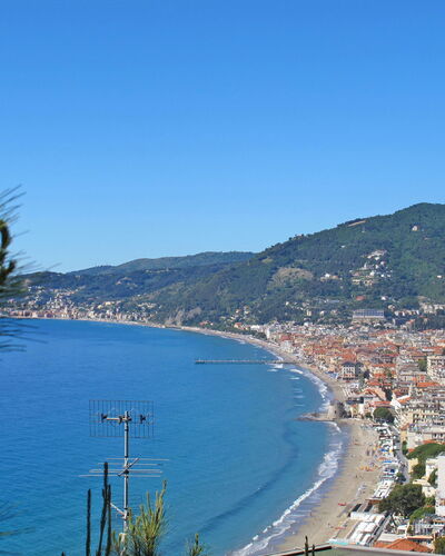 Terrazza con Glicine: Blauw, Kust, Zwemwater, Kust En Oceanic Landvormen, Zee, Strand, Horizon, Kust, Zomer, Waterweg