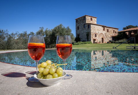 Il Gabbro, Luxury Experience: Schemer, Reflectie, Avond, Waterpartij, Meteorologisch Verschijnsel, Reflecting Pool, Zwembad, Vijver, Zonsondergang