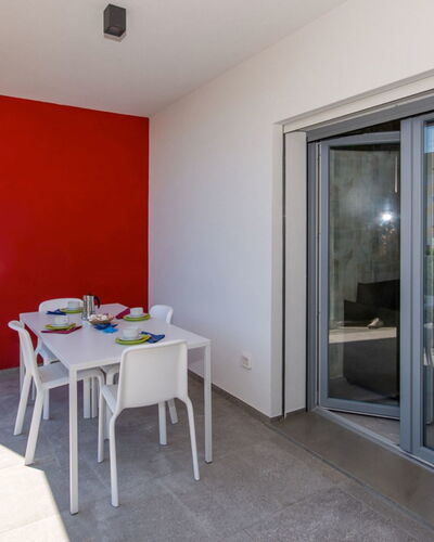One Life Suites 185.6
