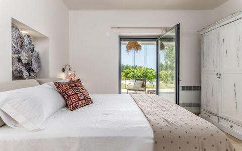 Lacorte di Ninetta: Meubilair, Bed, Slaapkamer, Interieur Ontwerp, Laken, Bedding, Linens, Flooring, Verdieping, Textiel
