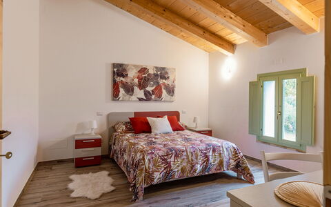 Villa Zena: Interieur Ontwerp, Meubilair, Flooring, Muur, Verdieping, Hout, Plafond, Kamer, Bed, Slaapkamer
