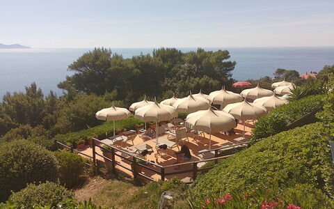 Stella Marina Apartment with Pool, Porto Santo Ste: Paraplu, Tuin, Toevlucht, Eco Hotel, Buitenmeubels, Buitentafel, Badplaats, Baai