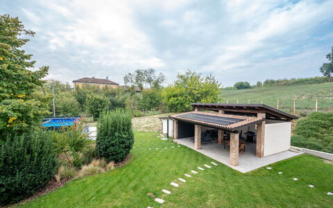 Cuadrat: Tuin, Gazon, Garden Gebouwen, Landgoed, Boerderij, Backyard, Schaduw, Werf, Landscaping, Ontwerp