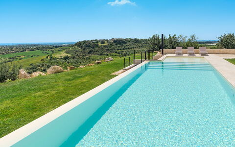 Villa Netina: Blauw, Zwembad, Samengesteld Materiaal, Toevlucht, Tegel, Landscaping, Thermae, Waterpartij, Eco Hotel