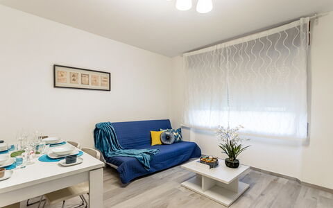 Casa Tania: Interieur Ontwerp, Meubilair, Bankstel, Appartement, Kamer, Flooring, Verdieping, Huis, Woonkamer