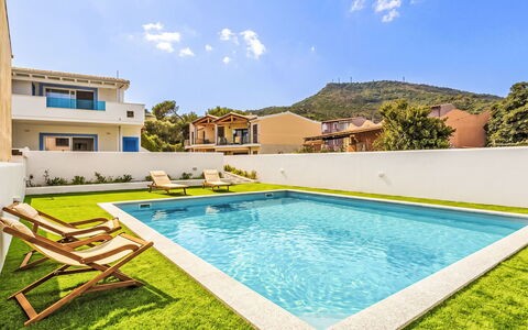Valledoria 23: Zwembad, Toevlucht, Landgoed, Hotel, Villa, Eco Hotel, Binnenplaats, Hacienda, Penthouse, Badplaats