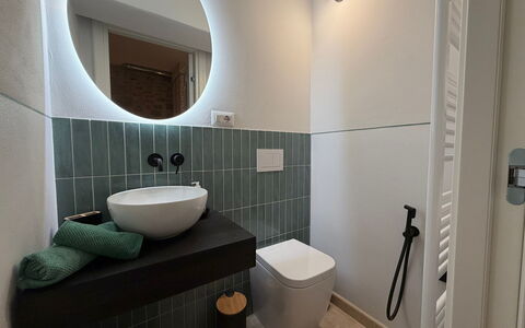 Casa Amandoli: Badkamer, Flooring, Interieur Ontwerp, Muur, Loodgieterswerkinrichting, Verdieping, Wastafel In De Badkamer, Wastafel, Loodgieter, Kraan