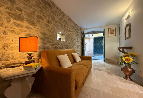 Casa Amandoli: Muur, Flooring, Interieur Ontwerp, Meubilair, Plafond, Verdieping, Verlichting, Bankstel, Kamer, Woonkamer