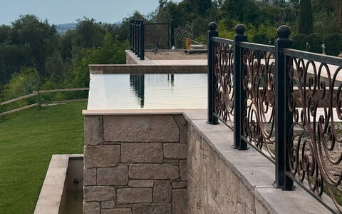 Villa Elisa: Samengesteld Materiaal, Baluster, Ijzer, Leuning, Beton, Stenen Muur, Balkon, Hek