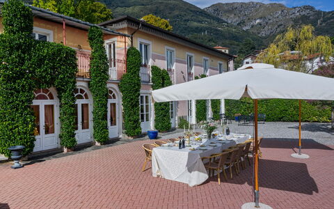 Besanina: Landgoed, Hacienda, Tuin, Herenhuis, Landscaping, Binnenplaats, Werf, Villa, Hotel, Plantage