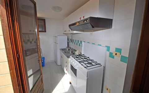 Appartamento Calanca, Marina di Mancaversa: Keuken, Major Appliance, Toestel Van De Keuken, Fornuis, Flooring, Countertop, Hout, Verdieping, Gasfornuis, Interieur Ontwerp