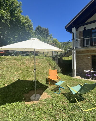 La Montagna al Mare, Relax sul Beigua: Schaduw, Gazon, Tuin, Vrije Tijd, Backyard, Paraplu, Werf, Landscaping, Buitenmeubels, Eco Hotel