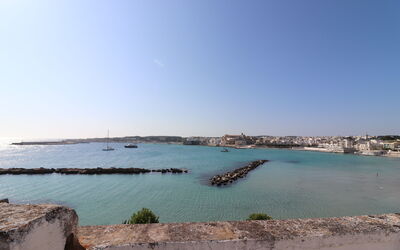 Giulia: Lucht, Watervoorraden, Blauw, Water, Zwemwater, Waterweg, Zee, Horizon, Kust, Kust En Oceanic Landvormen