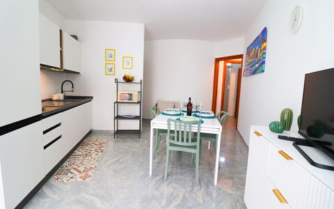 Casa Kalès Otranto – Holiday Home 4 Guests – Ac, W: Flooring, Interieur Ontwerp, Hout, Meubilair, Verdieping, Keuken, Kamer, Countertop, Major Appliance, Appartement