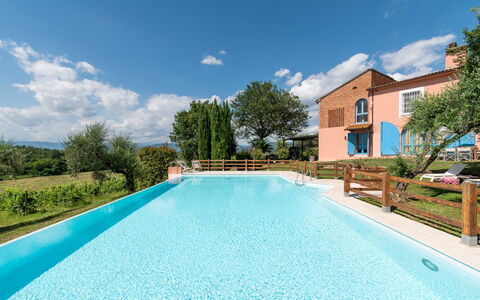 Agriturismo le Due Querce: Landgoed, Zwembad, Hacienda, Tuin, Villa, Buitenmeubels, Boerderij, Hek, Backyard, Herenhuis