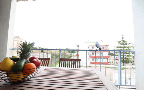 Circe Sea View: Meubilair, Buitenmeubels, Stoel, Balkon, Buitentafel, Dek, Keuken En Eettafel, Hek, Beits, Veranda