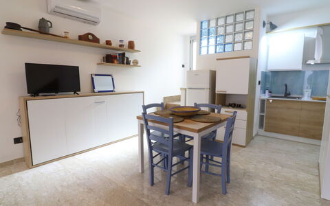 Malika: Meubilair, Flooring, Interieur Ontwerp, Hout, Verdieping, Kamer, Appartement, Cabinetry, Countertop, Keuken