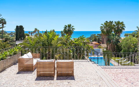Villa Rebecca: Zee, Toevlucht, Kust, Tropen, Oceaan, Schaduw, Eco Hotel, Buitenmeubels, Balkon