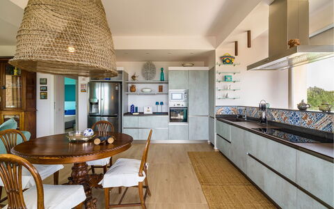 Casa Gentile: Meubilair, Interieur Ontwerp, Keuken, Flooring, Verdieping, Hout, Countertop, Plafond, Huis, Cabinetry