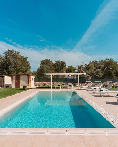 Villa Il Gelsomino: Zwembad, Toevlucht, Samengesteld Materiaal, Landgoed, Schaduw, Thermae, Waterpartij, Hacienda, Ontwerp, Villa