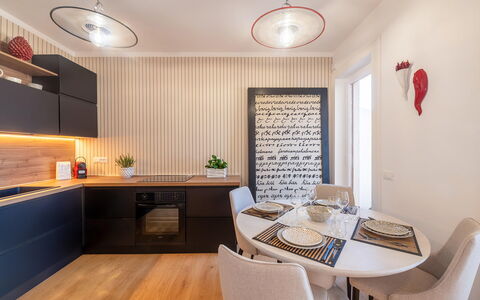 Casa Mario: Meubilair, Interieur Ontwerp, Keuken, Muur, Flooring, Lichte Inrichting, Countertop, Hout, Plafond, Toestel Van De Keuken
