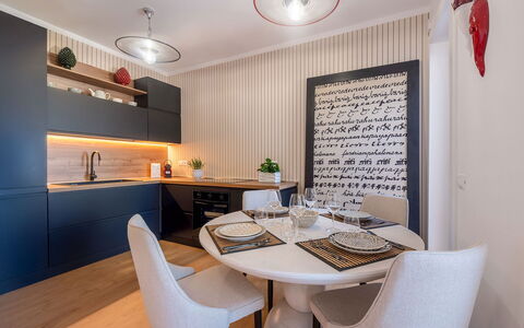 Casa Mario: Meubilair, Interieur Ontwerp, Muur, Flooring, Hout, Lichte Inrichting, Plafond, Kamer, Keuken, Verdieping
