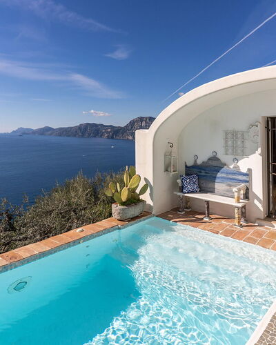 Villa Madonna di Costantinopoli: Blauw, Water, Zwemwater, Kust, Kust En Oceanic Landvormen, Zee, Toevlucht, Zwembad, Oceaan