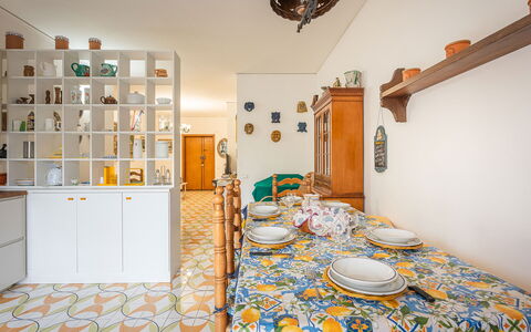 Casa Lucio: Interieur Ontwerp, Flooring, Verdieping, Kamer, Plafond, Cabinetry, Keuken, Countertop, Tegel, Kast