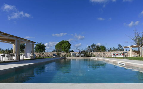 Masseria Loyola: Zwembad, Schaduw, Landscaping, Landgoed, Toevlucht